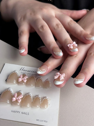 Bows & Pearls